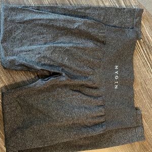 Grey Large NVGTN leggings